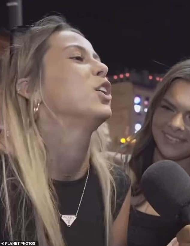 , De la fille « Hawk Tuah » à la « Crazy Plane Lady », les femmes devenues célèbres après que leurs moments mortifiants soient devenus viraux – mais ont-elles eu le dernier mot ?