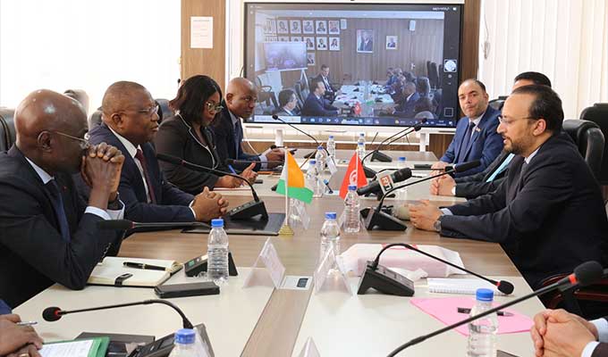 , Transition numérique : La Côte d’Ivoire s’inspire de l’expérience tunisienne