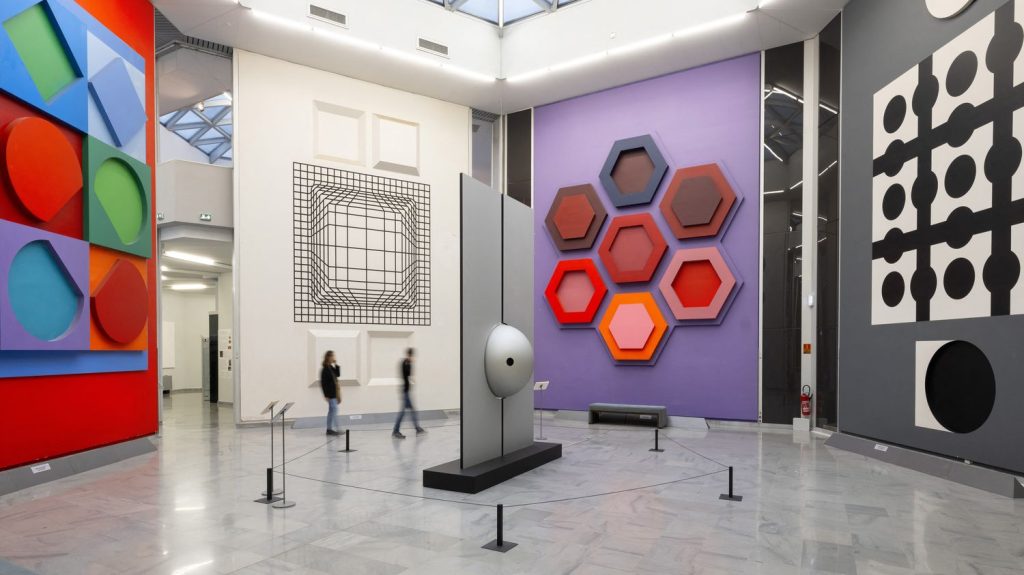 , Des juges français réclament le retour en France d’une centaine d’œuvres de Vasarely