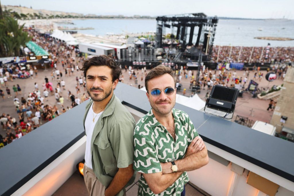 , « On a imaginé notre album comme une croisière »: rencontre avec le duo Bon Entendeur après son passage aux Plages électroniques à Cannes
