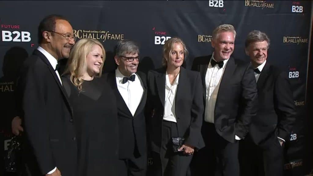 , Le Temple de la renommée de la radiodiffusion et du câble intronise George Stephanopoulos, Dick Vitale et Debra O’Connell