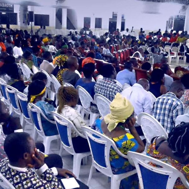 , Actualités RD CONGO :: Les églises de réveil, entre ferveur spirituelle et influence politique grandissante :: CONGO DEMOCRATIC News