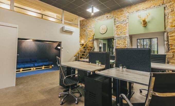 , Harris contre Trump: place au duel entre les numéros deux