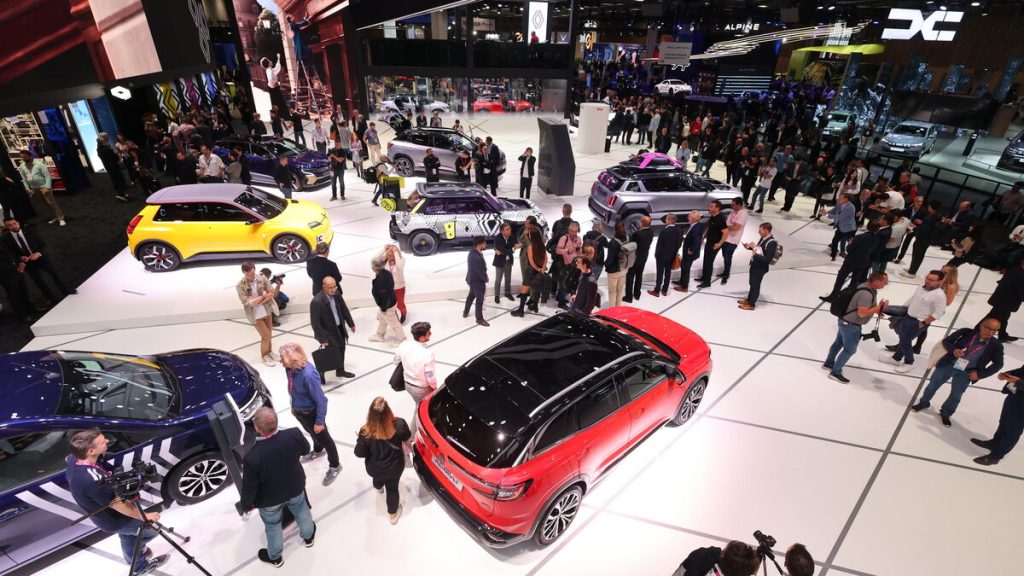 , Plus de 400 modèles, 50 constructeurs… Le Salon de l’auto 2024 ouvre à Paris sous le signe du renouveau