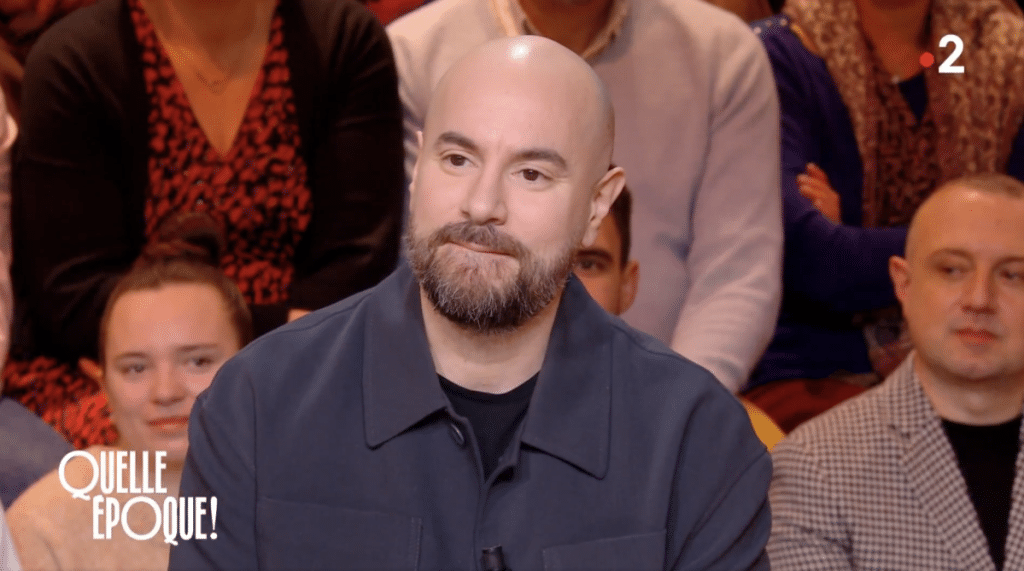 , Kyan Khojandi, fils de réfugié politique, se confie sur son histoire de famille face à Léa Salamé