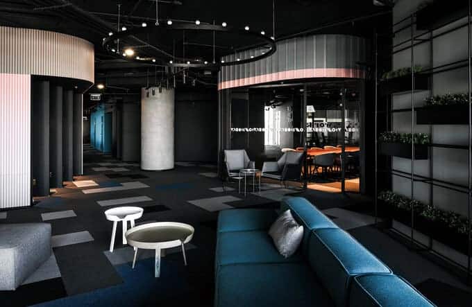 , À l’intérieur du voyage de la famille Versace à travers la gloire, la tragédie et la résilience