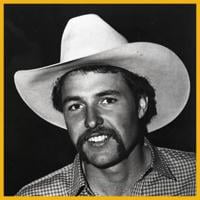 , Mike Beers, Palmer Smith Cattle Company et Tex Taliaferro pour rejoindre Ellensburg Rodeo Hall of Fame